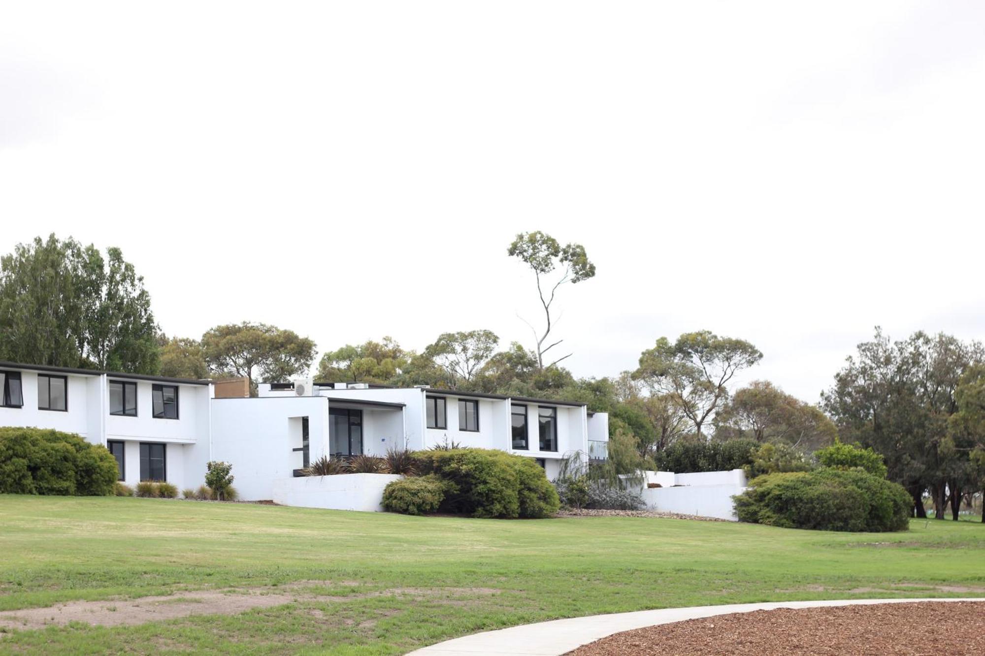 Waurn Ponds Estate Ξενοδοχείο Εξωτερικό φωτογραφία